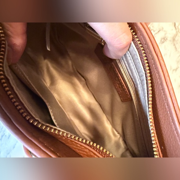 100% leather, Crocodile embossed 🐊 Brown Embossed Crossbody Bag by Talbots - Picture 10 of 12